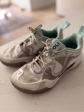 Avoli Volleyball Shoes